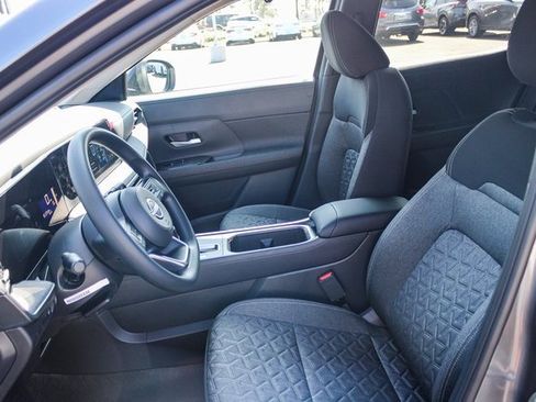 New 2026 Nissan Kicks SV image 18