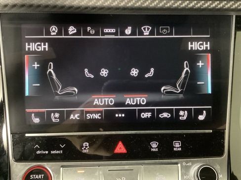 New 2026 Audi RS Q8 performance image 25