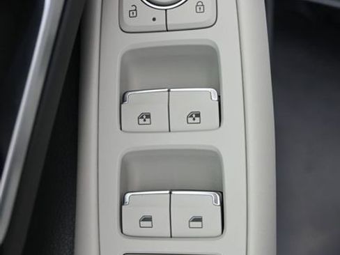 New 2026 Hyundai Sonata SEL FWD image 23