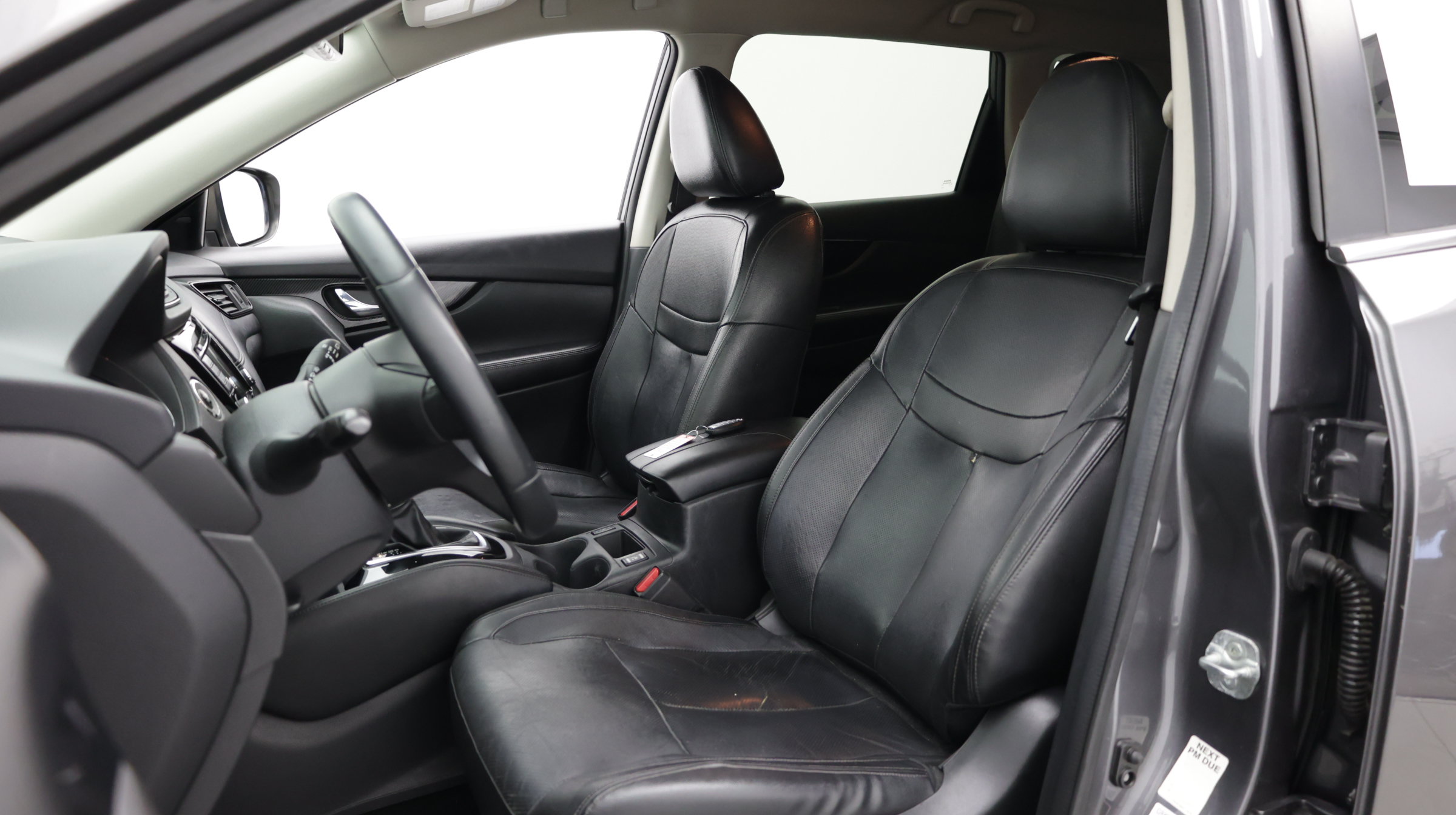 Used 2018 Nissan Rogue SL FWD image 16