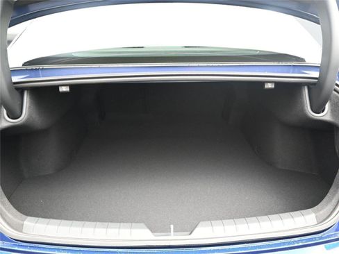 New 2026 Kia K5 GT-Line image 6