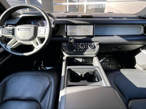Used 2020 Land Rover Defender 110 First Edition AWD/4WD image 15