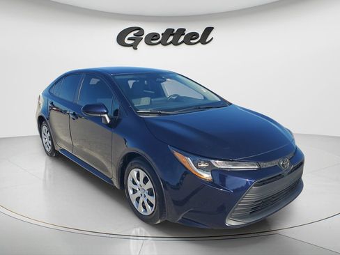 Certified 2023 Toyota Corolla LE FWD image 3