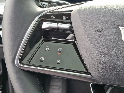 Used 2026 Cadillac Lyriq Sport RWD image 18
