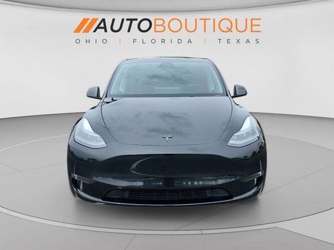 Used 2024 Tesla Model Y Long Range AWD/4WD image 8