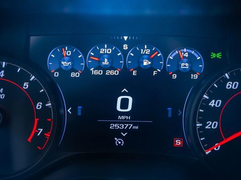 Used 2019 Chevrolet Camaro SS RWD image 46