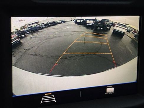 Used 2021 Chevrolet Silverado 1500 Custom image 3