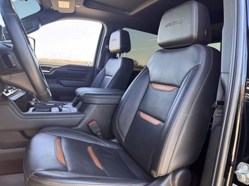 Used 2025 GMC Sierra 2500 AT4 w/ AT4 Premium Plus Package image 24