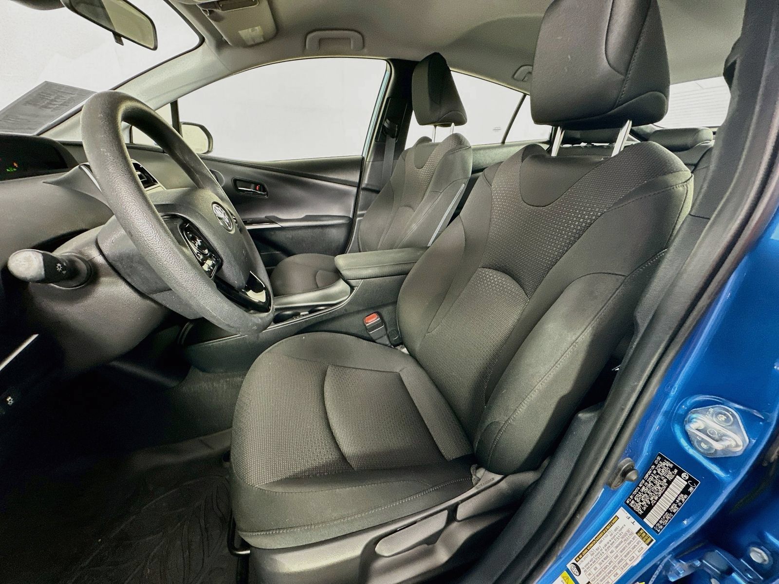 Used 2021 Toyota Prius LE AWD/4WD image 21