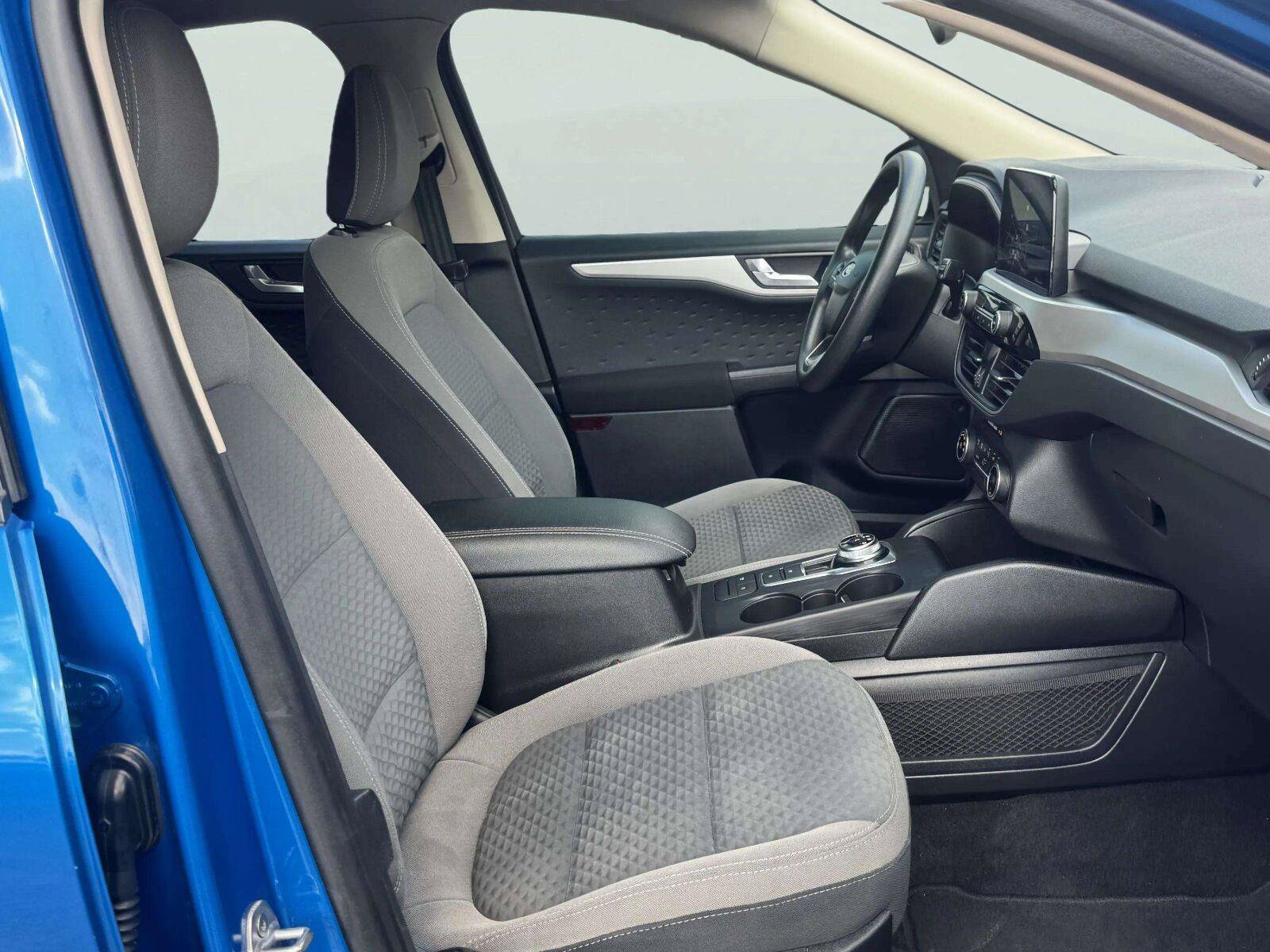 Used 2022 Ford Escape SE w/ Convenience Package FWD image 42