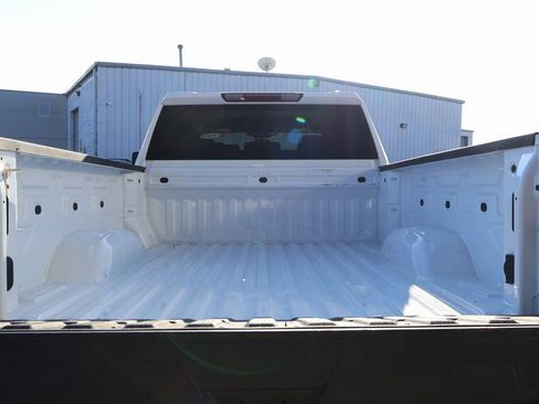 Used 2024 GMC Sierra 2500 SLE image 14