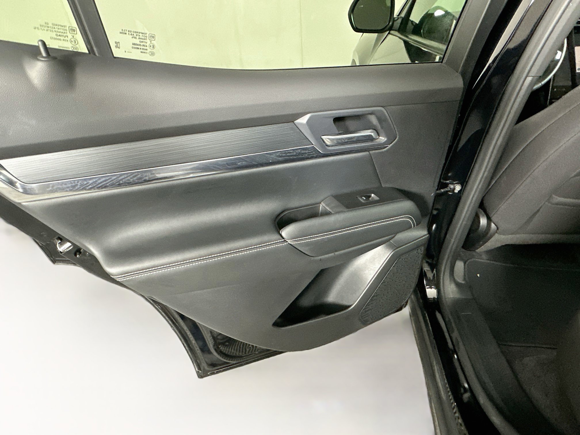 Used 2025 GMC Terrain Elevation FWD image 26