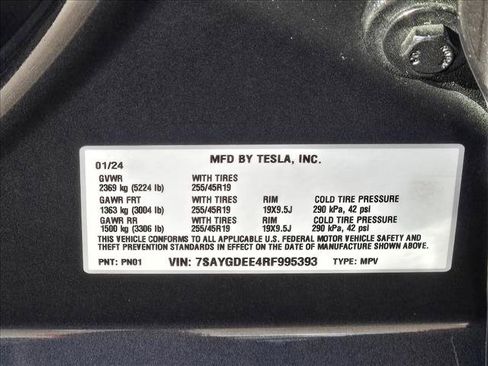 Used 2024 Tesla Model Y Long Range image 23