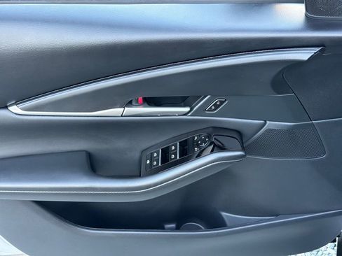 Used 2025 MAZDA CX-30 AWD 2.5 S w/ Select Sport Pkg image 3