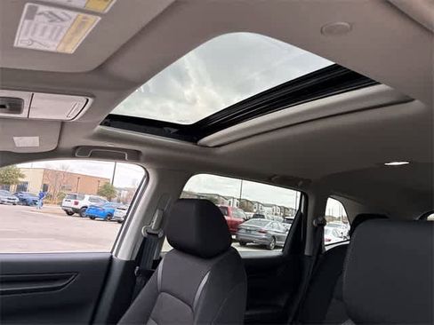 Used 2025 Honda CR-V EX image 28