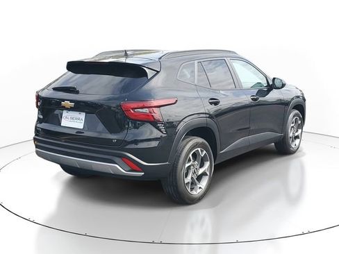 Certified 2024 Chevrolet Trax LT w/ Driver Confidence Package FWD image 4