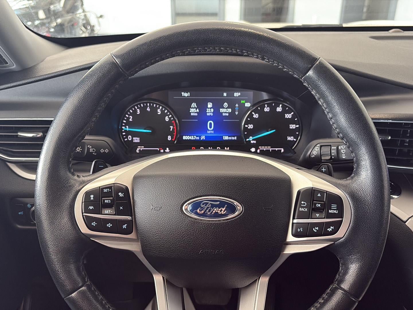 Used 2020 Ford Explorer XLT w/ Equipment Group 202A AWD/4WD image 17