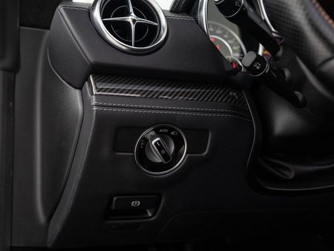 Used 2017 Mercedes-Benz SL 63 AMG image 16