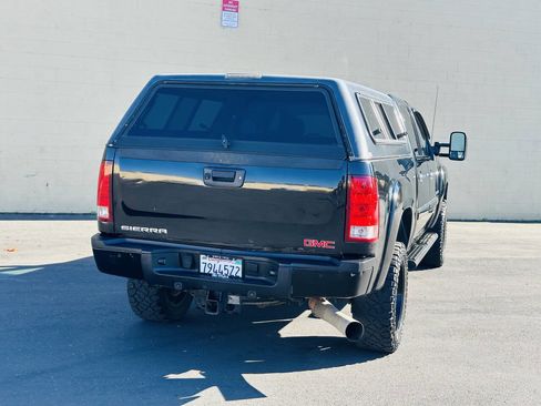 Used 2012 GMC Sierra 2500 Denali image 5