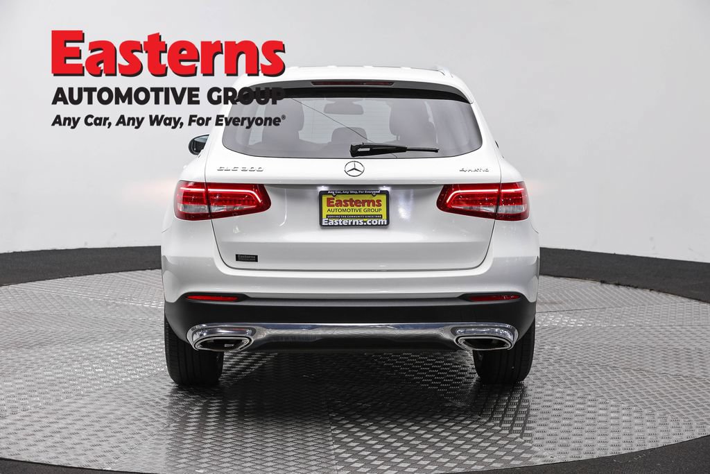 Used 2019 Mercedes-Benz GLC 300 4MATIC image 7