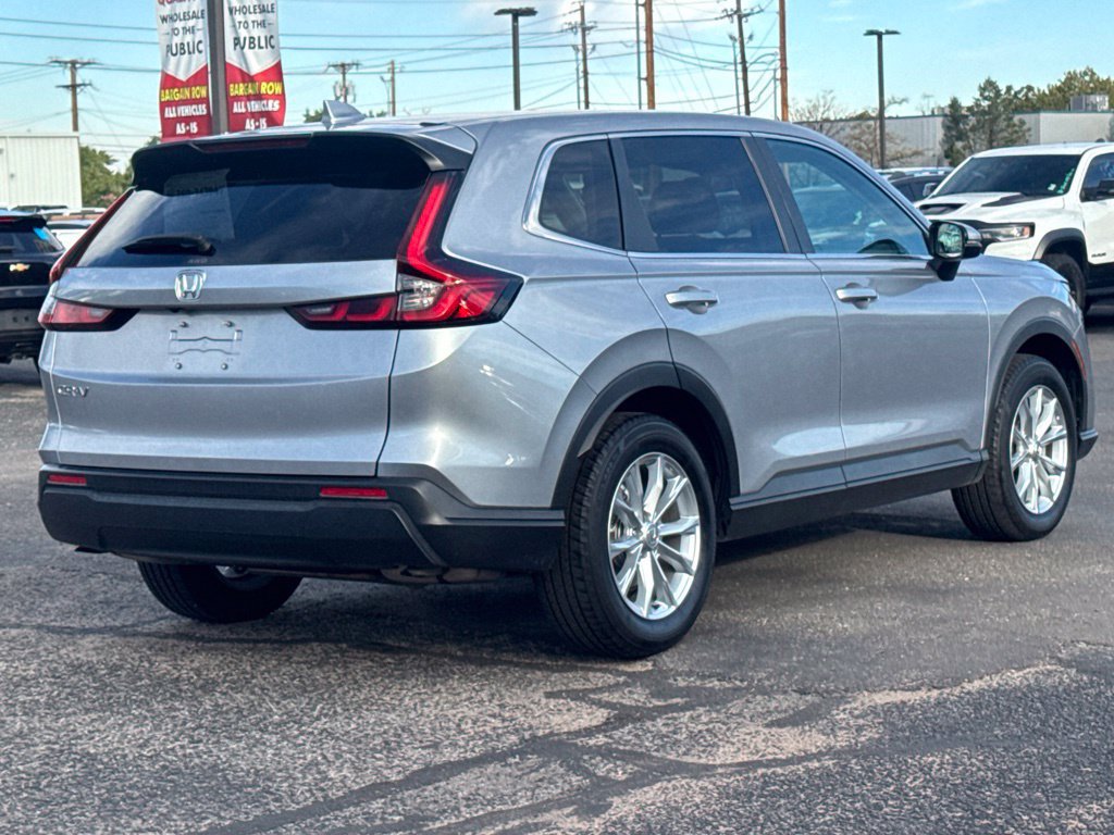 Used 2025 Honda CR-V EX image 8