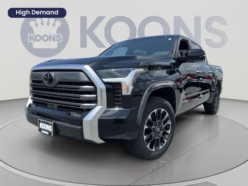 Used 2026 Toyota Tundra Limited AWD/4WD image 1