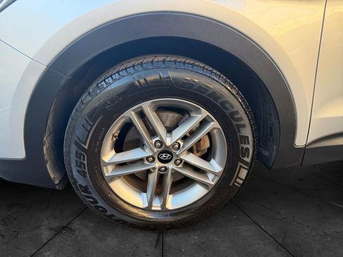 Used 2018 Hyundai Santa Fe Sport w/ 2.4L Tech Package 04 image 14