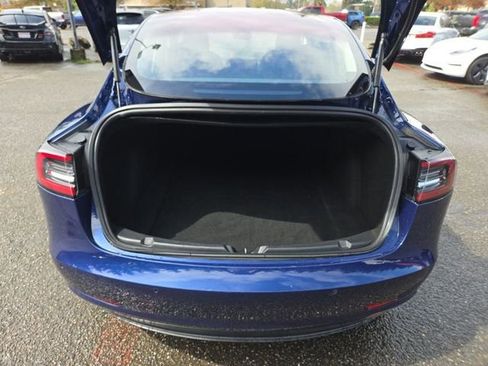 Used 2018 Tesla Model 3 Long Range RWD image 11