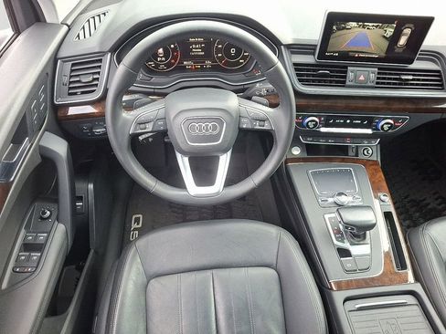 Used 2020 Audi Q5 2.0T Premium Plus w/ Premium Plus Package image 12
