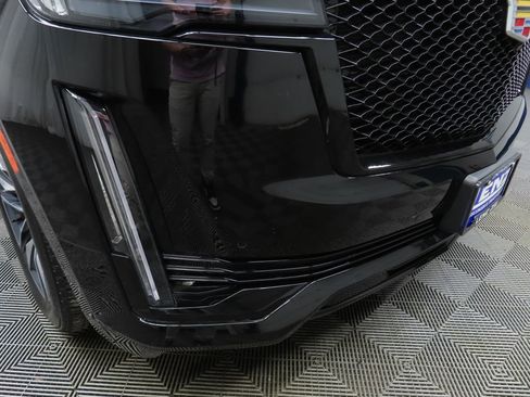 Used 2022 Cadillac Escalade ESV Sport w/ Touring Package AWD/4WD image 58