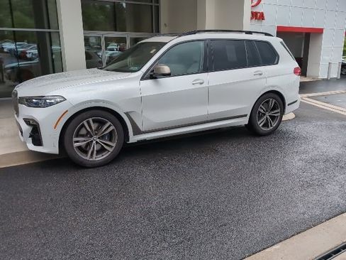 Used 2021 BMW X7 M50i AWD/4WD image 5