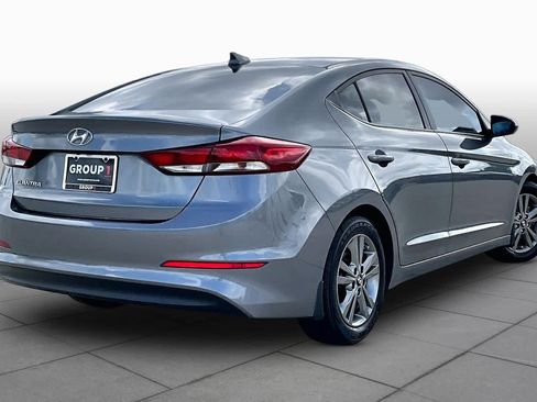 Used 2018 Hyundai Elantra SEL FWD image 12