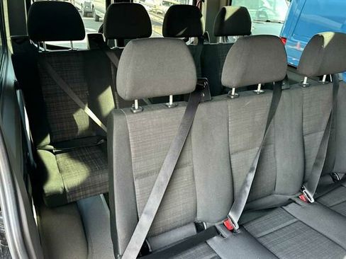 Used 2016 Mercedes-Benz Sprinter 2500 image 17