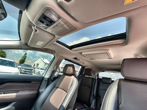 Used 2025 Honda Odyssey Elite image 22