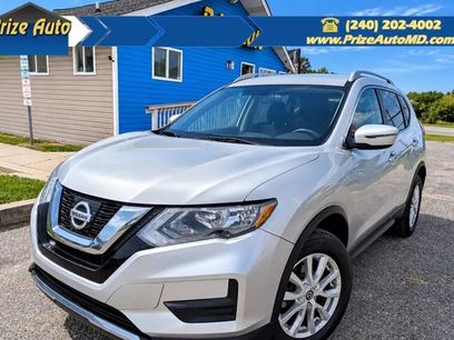 Used 2017 Nissan Rogue SV
