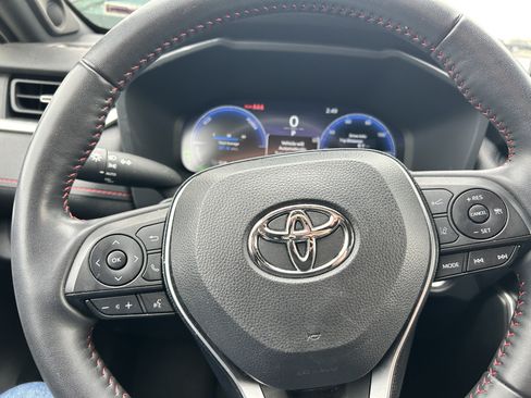 Used 2024 Toyota RAV4 XLE Premium w/ Weather Package AWD/4WD image 17