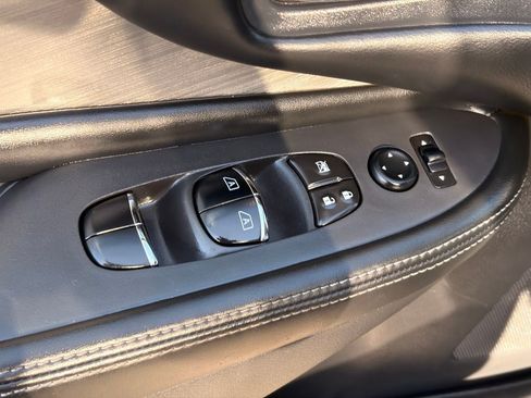 Used 2018 Nissan Murano Platinum w/ Cargo Package AWD/4WD image 21