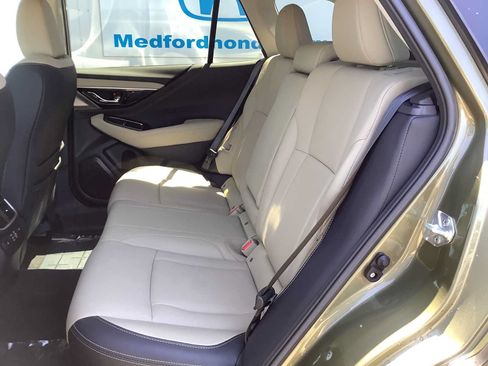 Used 2023 Subaru Outback Limited XT AWD/4WD image 13