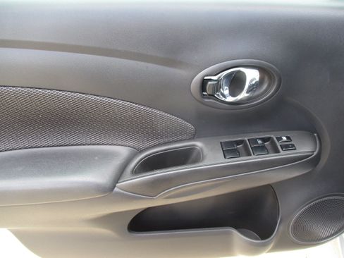 Used 2019 Nissan Versa SV FWD image 21