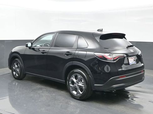 Certified 2026 Honda HR-V LX image 3