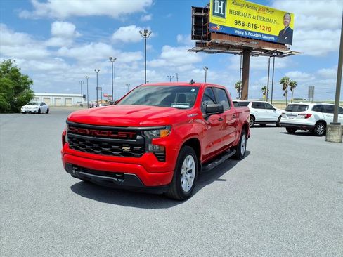 Used 2022 Chevrolet Silverado 1500 Custom image 4