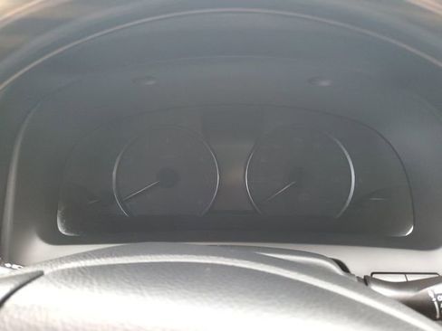 Used 2013 Lexus LS 460 AWD w/ Comfort Pkg image 15