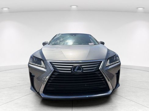 Used 2018 Lexus RX 350L FWD w/ Premium Package image 2