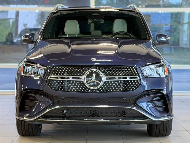 Used 2025 Mercedes-Benz GLE 450e 4MATIC w/ AMG Line Exterior image 2