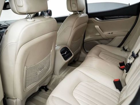 Used 2015 Maserati Ghibli S Q4 image 19