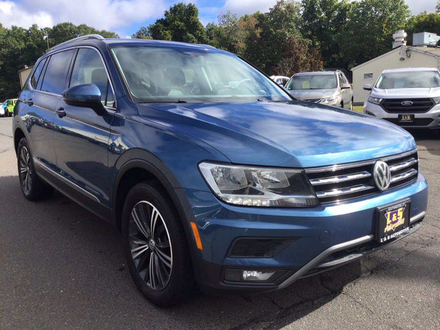 Used 2018 Volkswagen Tiguan SEL AWD/4WD image 6
