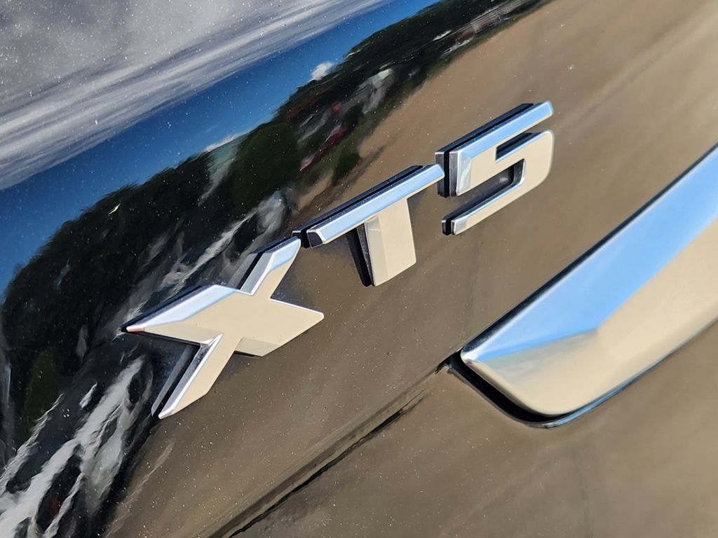 Used 2019 Cadillac XT5 Luxury FWD image 12