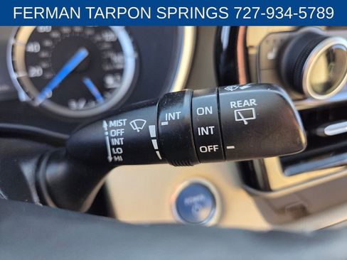 Used 2021 Toyota Highlander XLE image 33