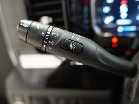 Used 2023 GMC Sierra 1500 SLT image 19