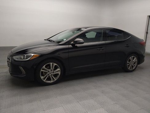 Used 2018 Hyundai Elantra Limited FWD image 2